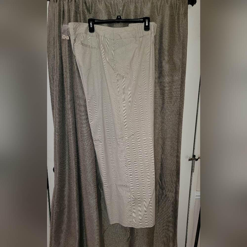 New w tags lane Bryant w 20 tan slacks see 2nd pic for pattern and color